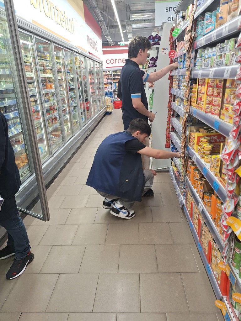 Aprovizionare rafturi